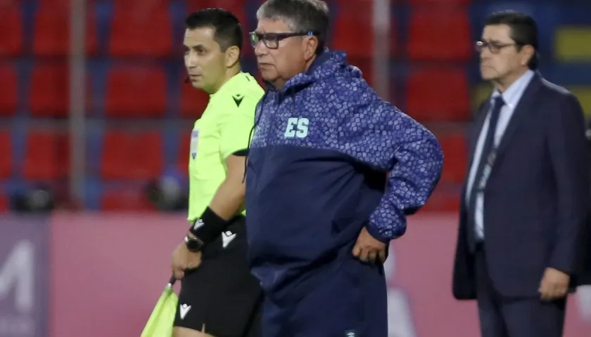El colombiano Hernán Darío Gómez, técnico de El Salvador.