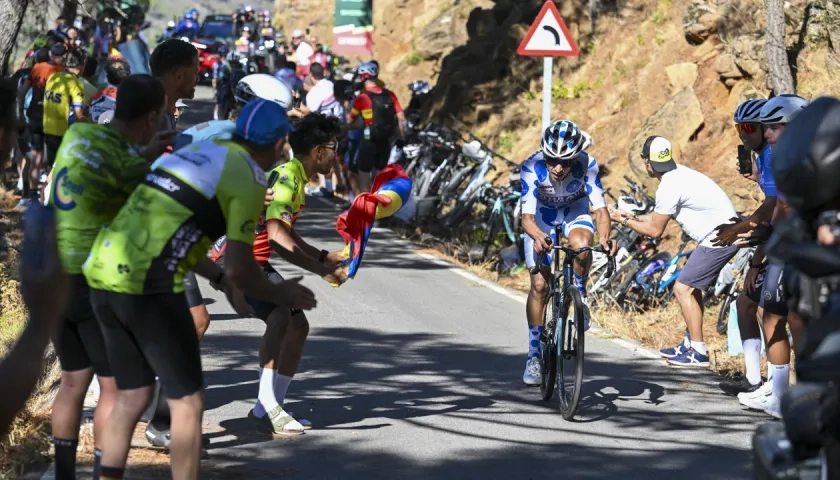 El colombiano Santiago Buitrago durante la decimonovena etapa de la Vuelta a España.