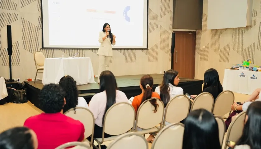 Giselle Barceló durante su intervención en el taller 'Sin Muletillas'.