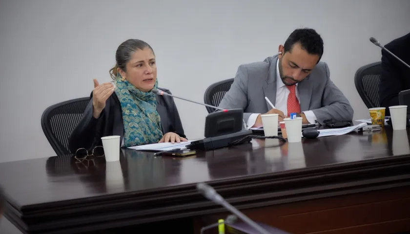 Iris Marín, defensora del Pueblo. 