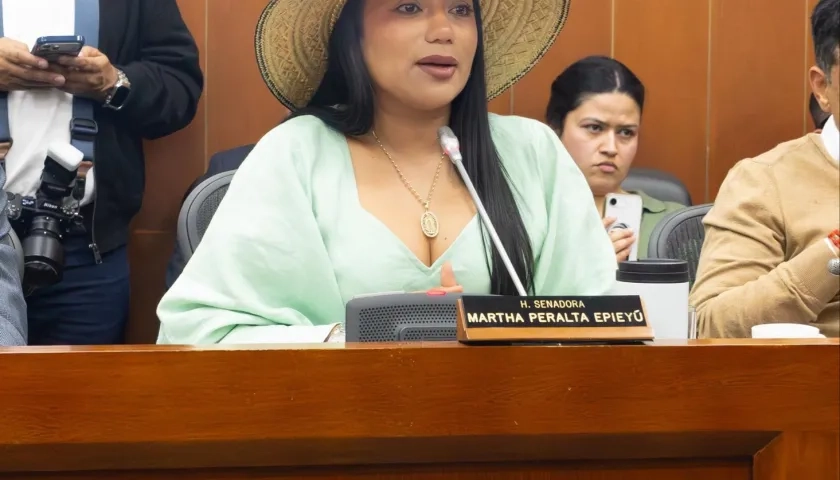 Martha Peralta, senadora de la República. 
