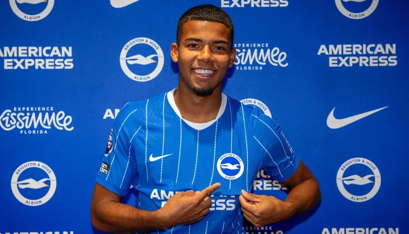 Matías Orozco fue adquirido por el Brighton al Deportivo Cali. 