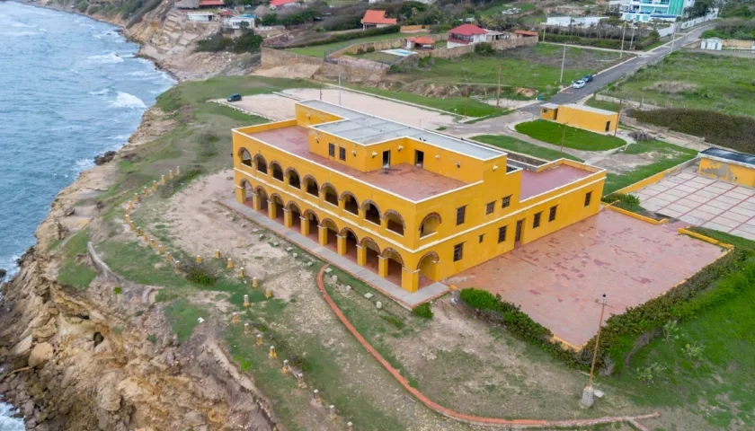 Panorámica del Castillo de Salgar. 