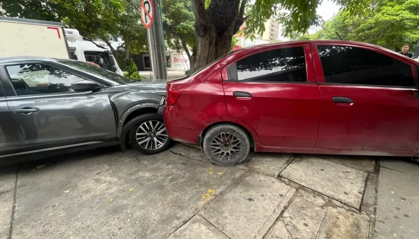 Los dos vehículos accidentados. 