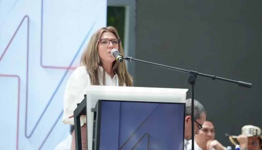 Adriana Jiménez, directora de la Creg.
