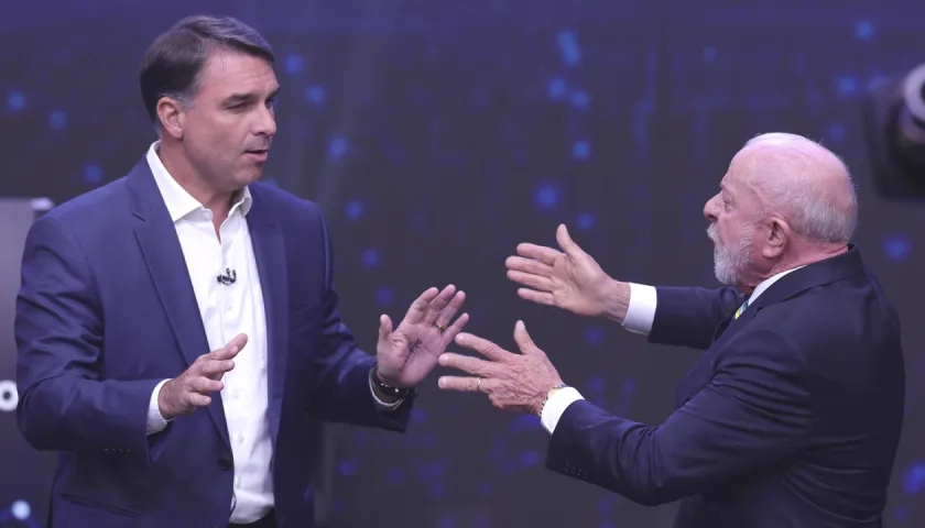 Flávio Bolsonaro y Luiz Inácio Lula da Silva.