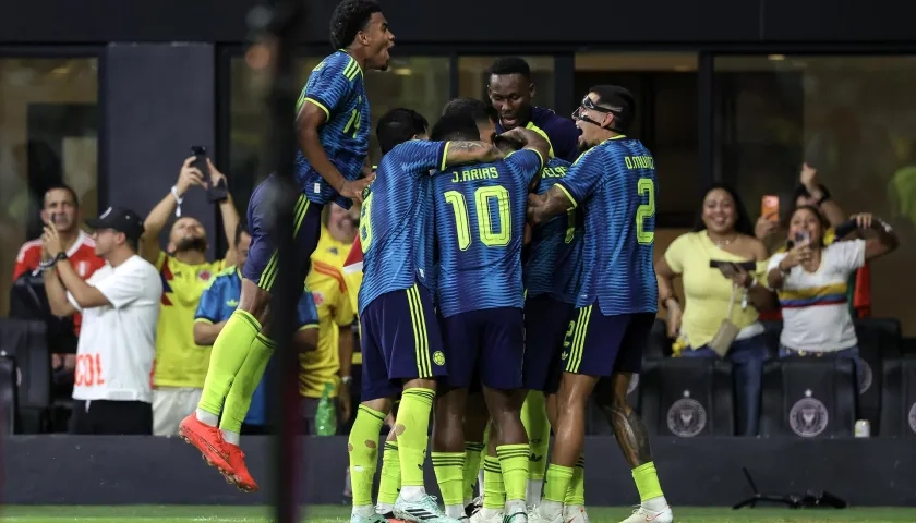 Colombia celebra un gol este martes en el partido amistoso ante Perú 
