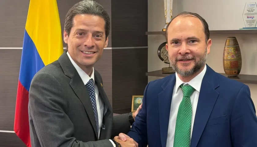El Ministro de Comercio, Industria y Turismo, Mauricio Gómez Amín, y Manuel Fernández.