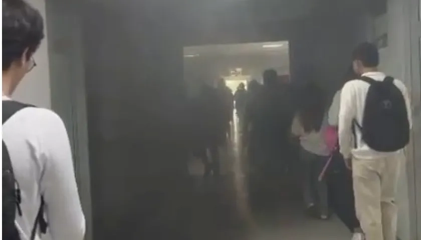Incendio en la UAC.