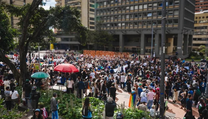 Manifestación frente al Museo Nacional