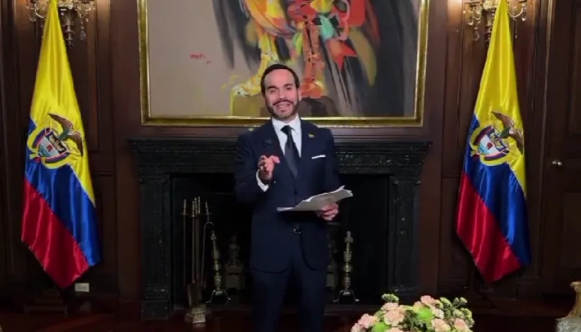 Presidente hace público decreto que regula la protesta social