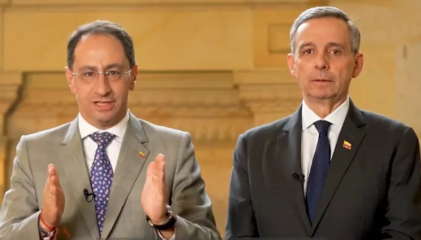 El Vicepresidente de la República, José Manuel Restrepo, y el Ministro de Hacienda, Miguel Gómez Martínez.