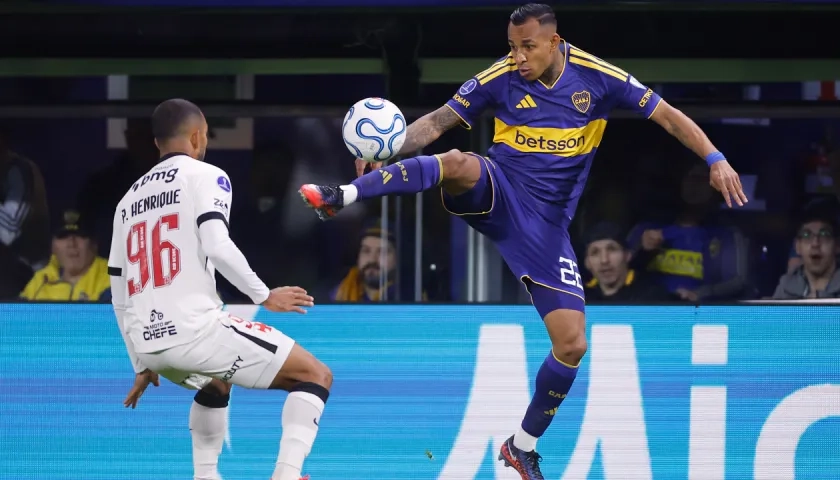 El colombiano Sebastián Villa en el partido de ida de Boca contra Vasco da Gama.