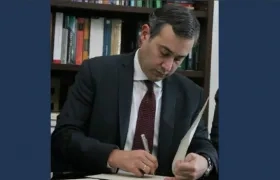 Senador Mario Fernández Alcocer.