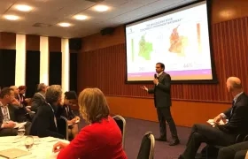 El Director de Cormagdalena, Alfredo Varela, durante la presentación del proyecto.