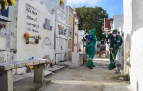 Las jornadas se cumplieron en los dos cementerios.