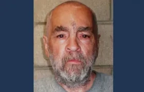 Charles Manson, junto a la secta "La Familia Manson", asesinó a 7 personas en EE.UU.