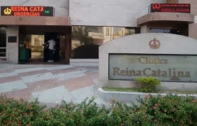 Fachada de la Clínica Reina Catalina.