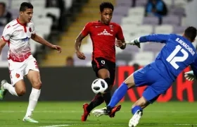 Acción de uno de los tantos del Urawa. 