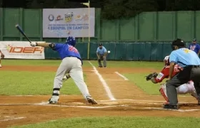 Caimanes impusieron su poder ofensivo ante Tigres. 