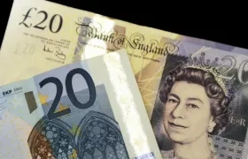 La reina Isabel II estuvo salpicada con el escándalo.