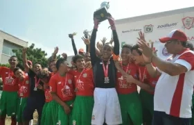 El Barranquilla F.c. se quedó con el título de la categoría 2003.