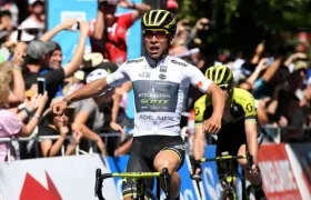 Caleb Ewan ganó la segunda etapa. 