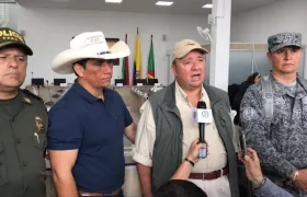 Ministro anunció más operativos en la zona para dar con captura de alias 'Coco'.