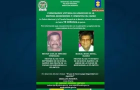 Cartel con las fotos de las dos víctimas y por la que ofrecen recompensa para identificar a sus victimarios.