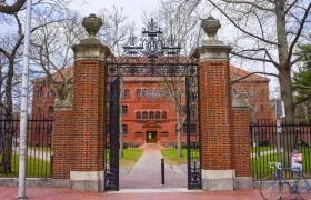 La Universidad de Harvard
