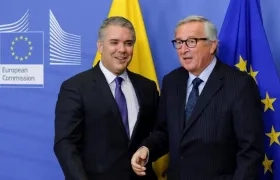 El presidente de la Comisión Europea, Jean-Claude Juncker (d), recibe al presidente colombiano, Iván Duque.