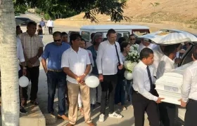 El sepelio de la pequeña Salomé se cumplió en el cementerio Jardines de la Eternidad del Sur, en la Circunvalar.