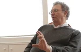 El poeta colombiano Darìo Jaramillo.