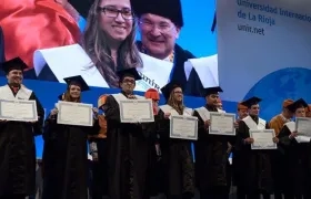 La ceremonia fue realizada en el Centro de Convenciones Ágora de Bogotá y asistieron 3.000 invitados.
