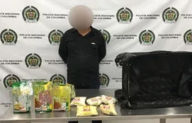 14 kilos de cocaína llevaba el pintor para España.