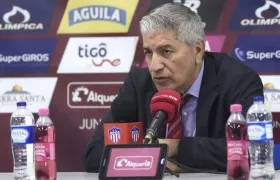 Octavio Zambrano, DT del DIM.