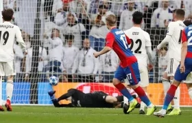 Momento del tercer gol del equipo ruso.