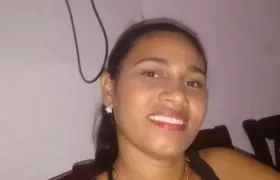 Yenis Paola Sampayo González.