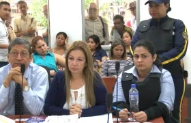 Dayana Jassir, acompañada de su defensa, en plena audiencia.