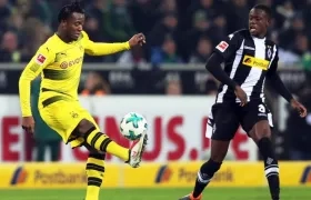 El delantero belga Michy Batshuay.