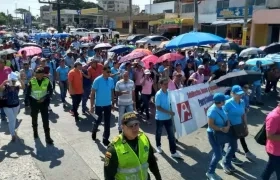 Así marcharon los docentes en la jornada de hoy.