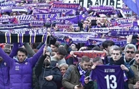 Hinchada de la Fiorentina despide a Davide Astori. 