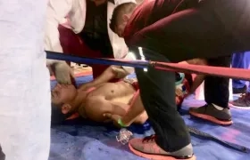 Yeison Cohen se desvaneció en la lona. 