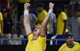 Alejandro González, celebrando el partido decisivo.