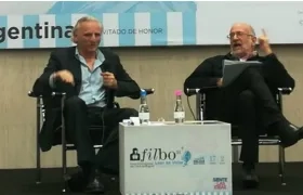 El periodista español Álex Grijelmo conversa con el escritor colombiano Daniel Samper Pizano sobre la gramática descomplicada. 