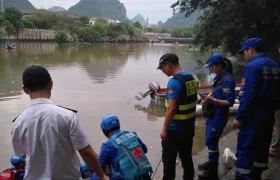 Más de 200 personas participaron en el rescate.