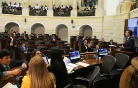 El Senador Juan Manuel Galán durante la ponencia de la iniciativa.