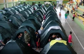 Albergue en el coliseo deportivo del municipio de Valdivia