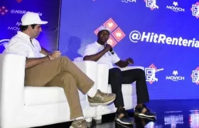 Alcalde de Barranquilla, Alejandro Char, y el expelotero Édgar Rentería.