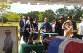 Funeral del 'Rey del merengue' Joseíto Mateo.